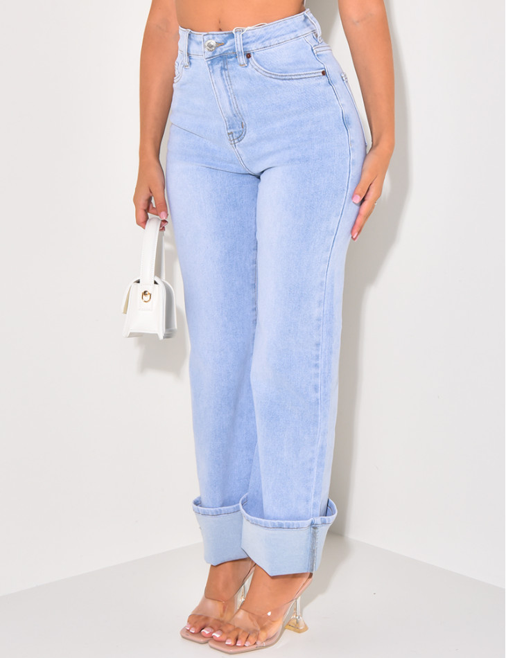 Light blue stretchy jeans with cuffs