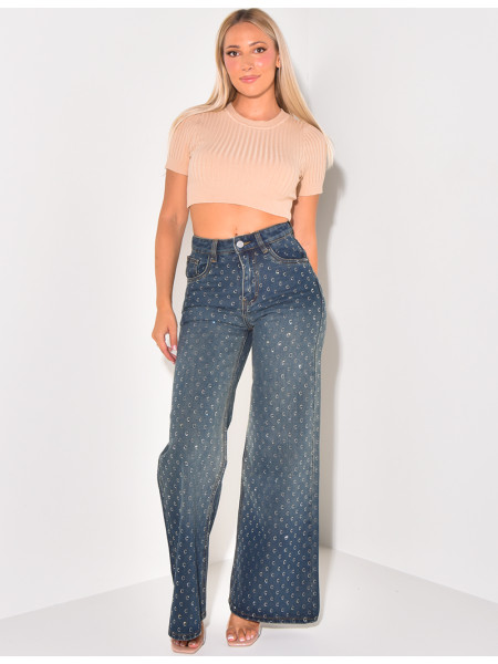 Gerade geschnittene Jeans mit Buchstaben C aus Strasssteinen.