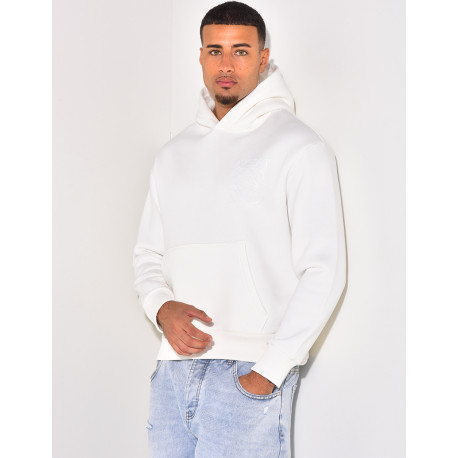 Sweat à capuche écriture en relief