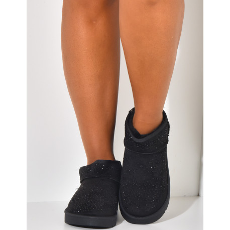Bottines en suédine fourrées à strass