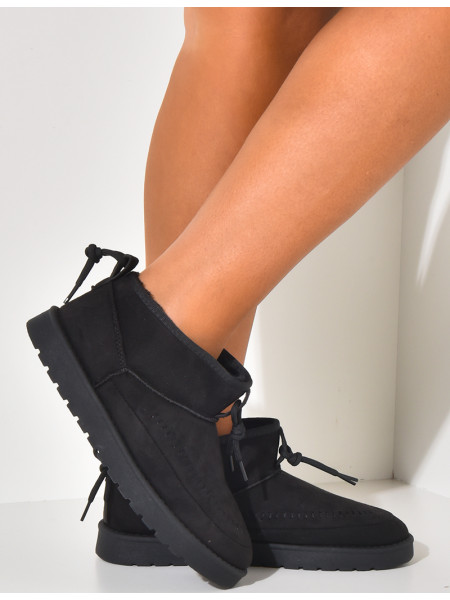 Chaussons en suédine à surpiqures