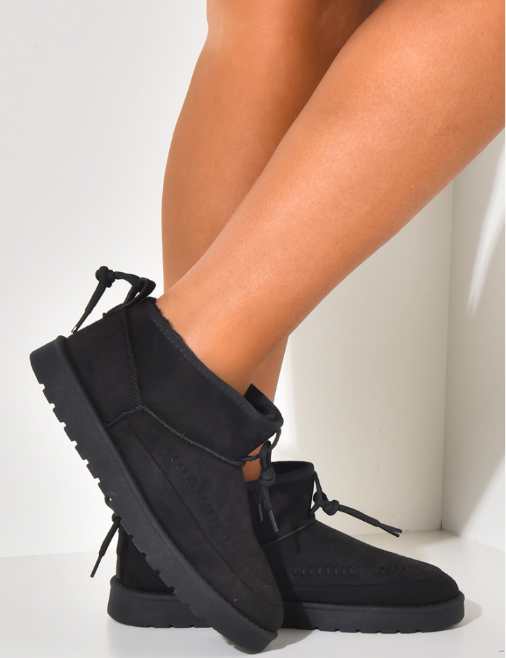 Chaussons en suédine à surpiqures