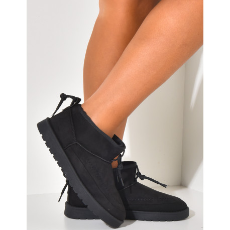 Chaussons en suédine à surpiqures