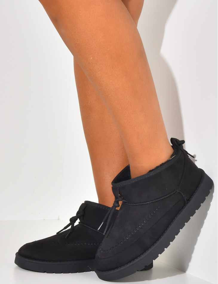 Chaussons en suédine à surpiqures