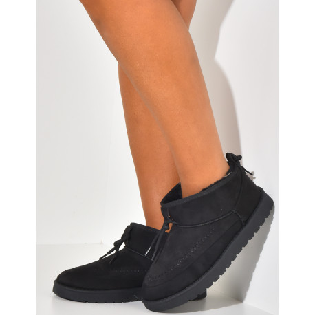 Chaussons en suédine à surpiqures