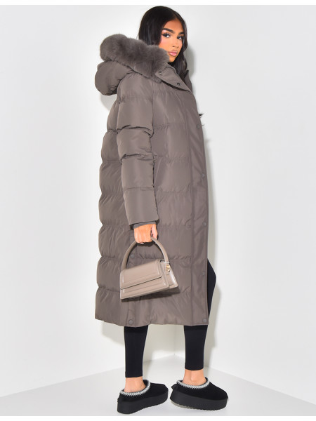 Long down jacket with fur hood