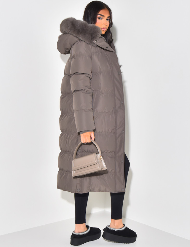 Long down jacket with fur hood