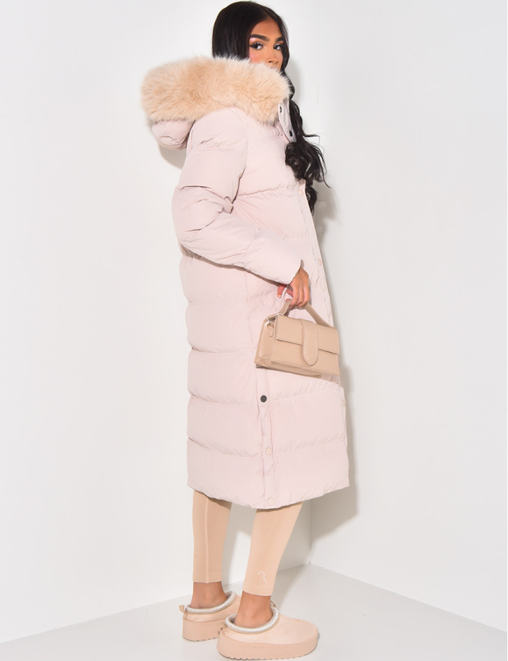 Doudoune longue à capuche en fourrure