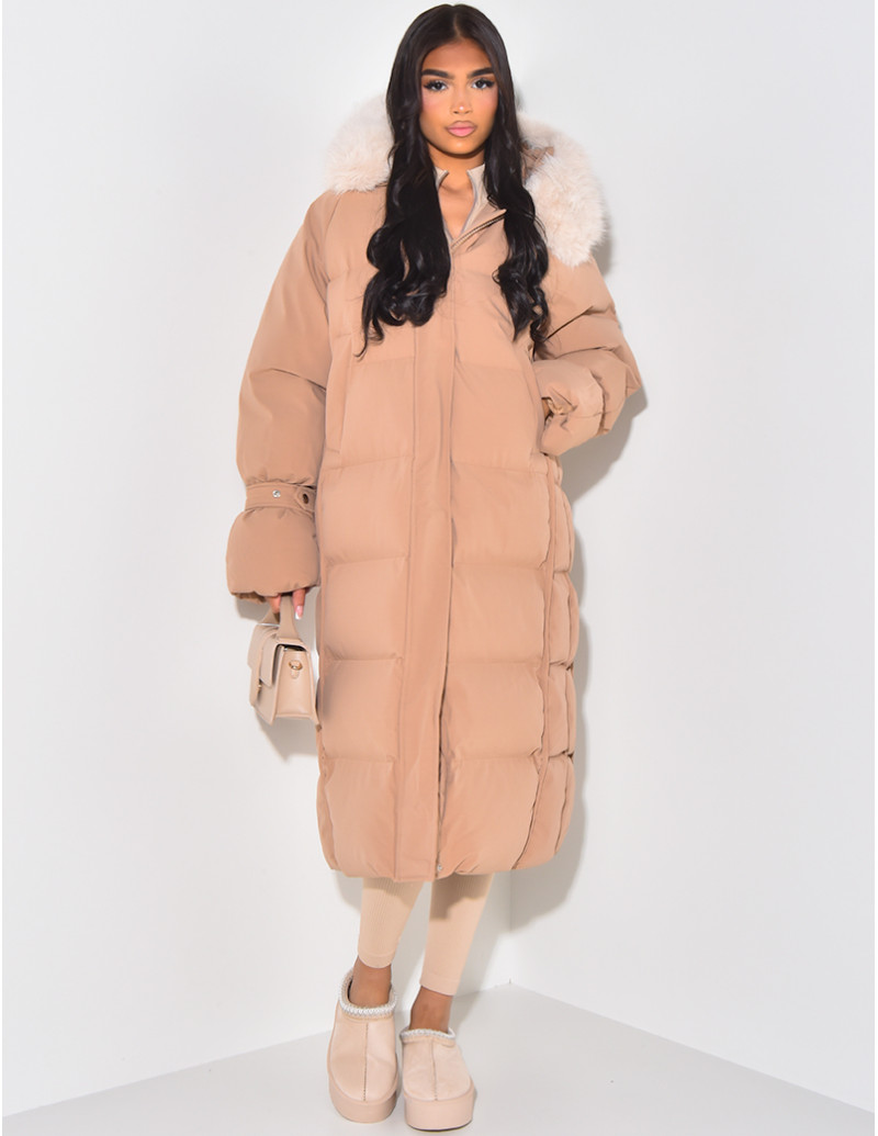 Doudoune longue à capuche...