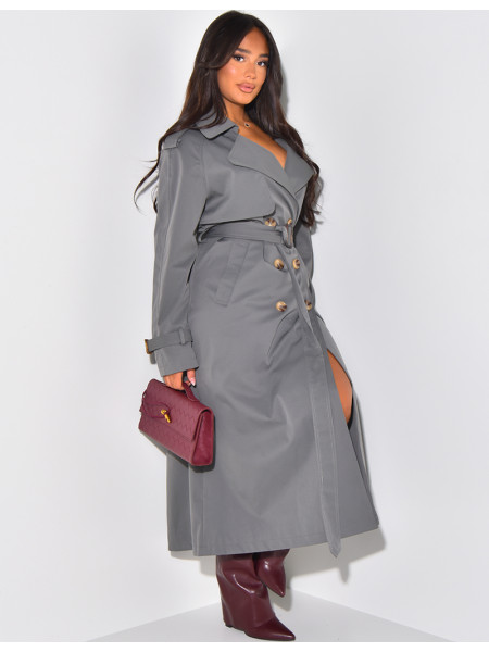 Very long trench coat to tie at the waist