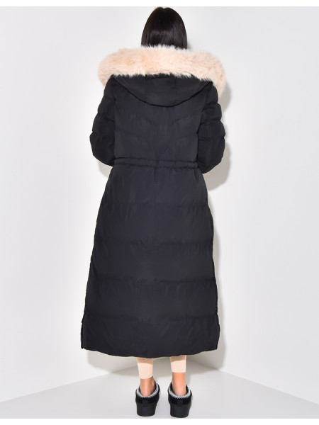 Doudoune longue à capuche fourrée