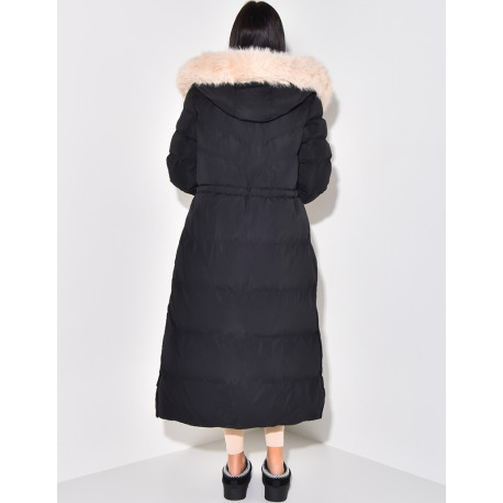 Doudoune longue à capuche fourrée