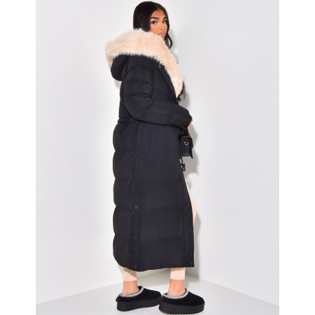 Doudoune longue à capuche fourrée