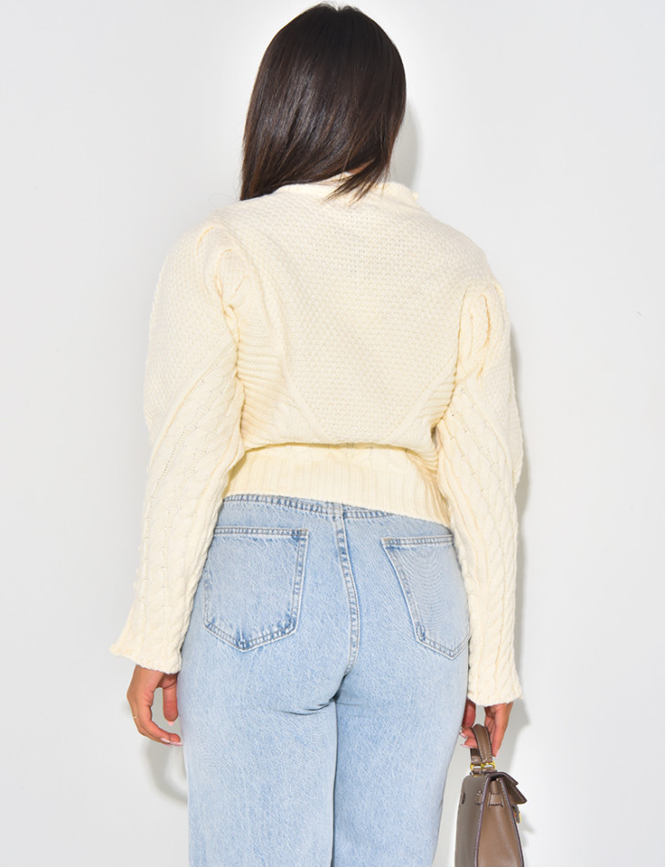 Weiche Strickjacke aus Wolle mit Zopfmuster-Effekt