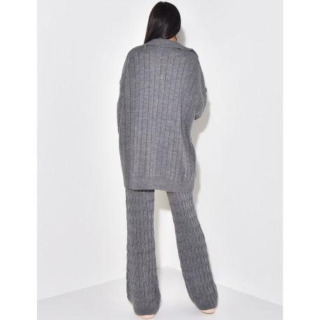 Ensemble pantalon et pull en laine