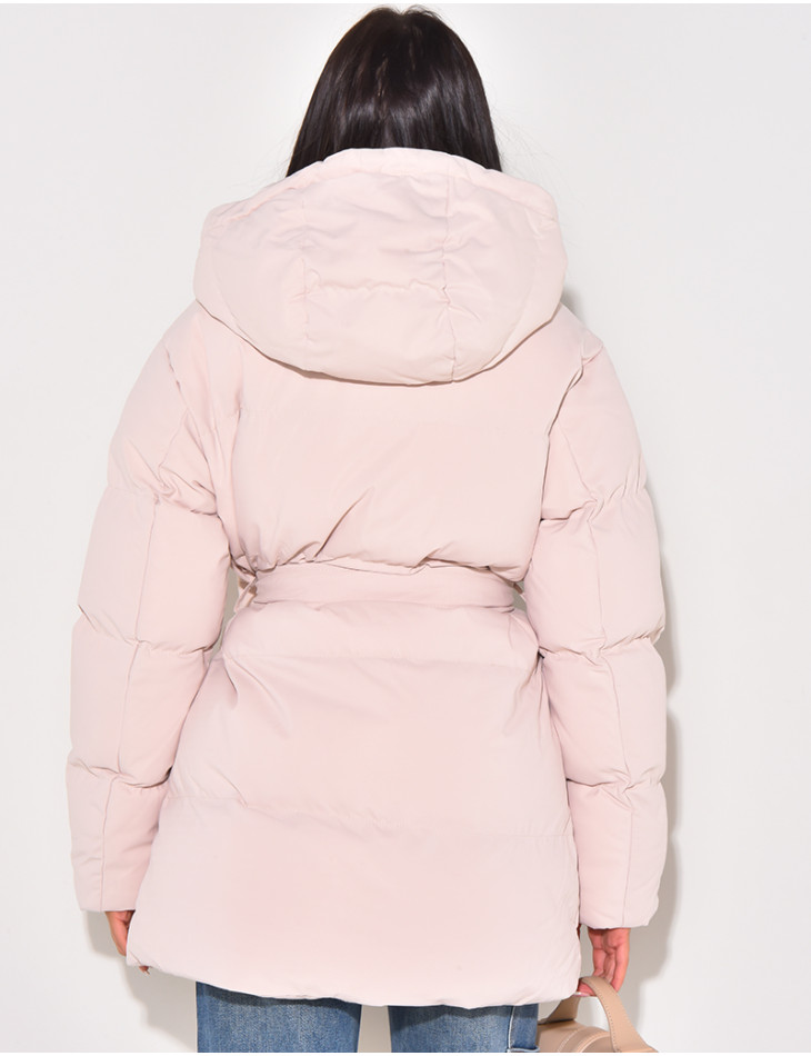 Short fitted down jacket with hood