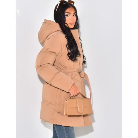 Doudoune courte cintrée à capuche