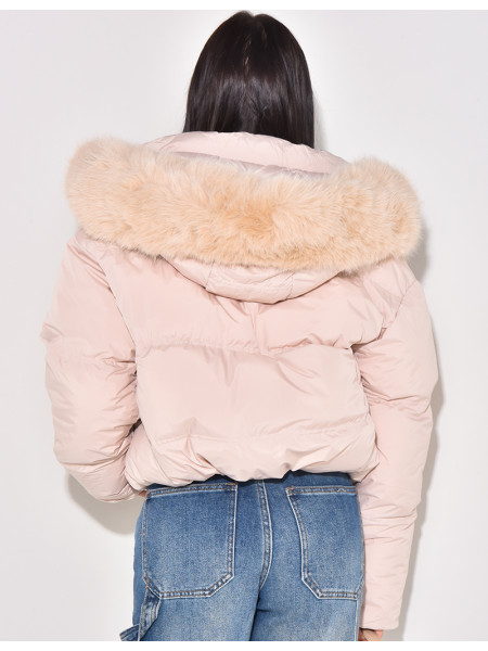 Short down jacket with fur hood