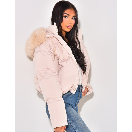 Short down jacket with fur hood