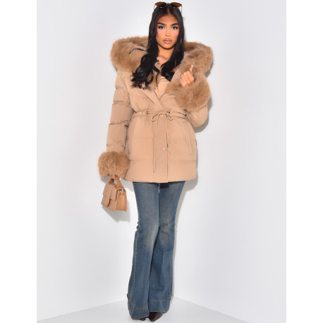 Short down jacket with fur hood