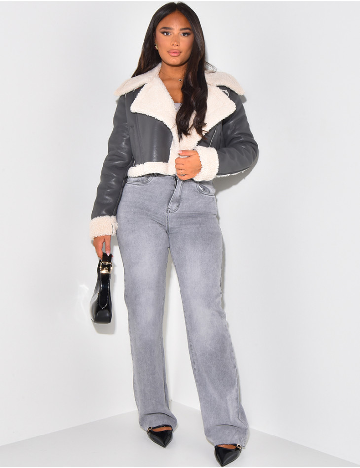 Kurze Bomberjacke mit Schaffellfutter