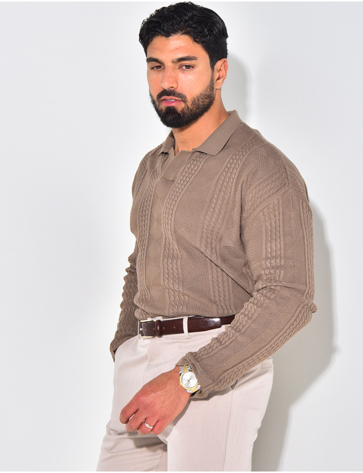 Pull fin à col et motifs