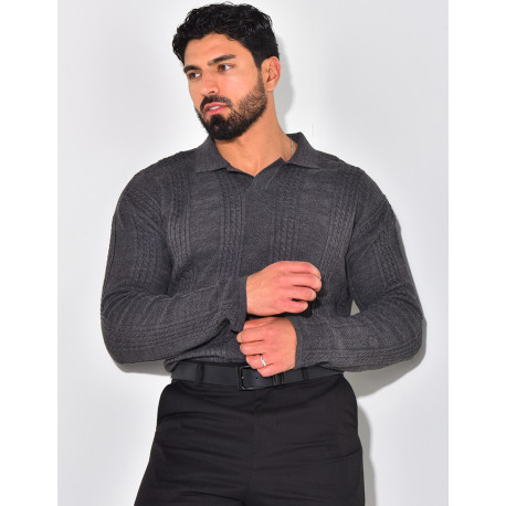 Pull fin à col et motifs