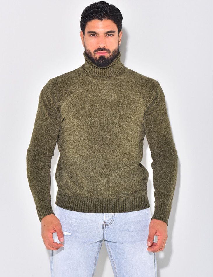 Pull en laine à col montant