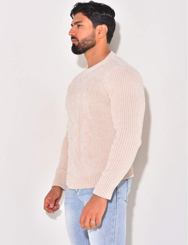Pull en laine tressé