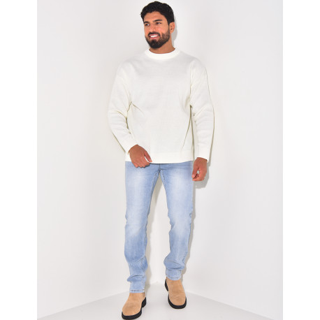 Pull fin à col rond