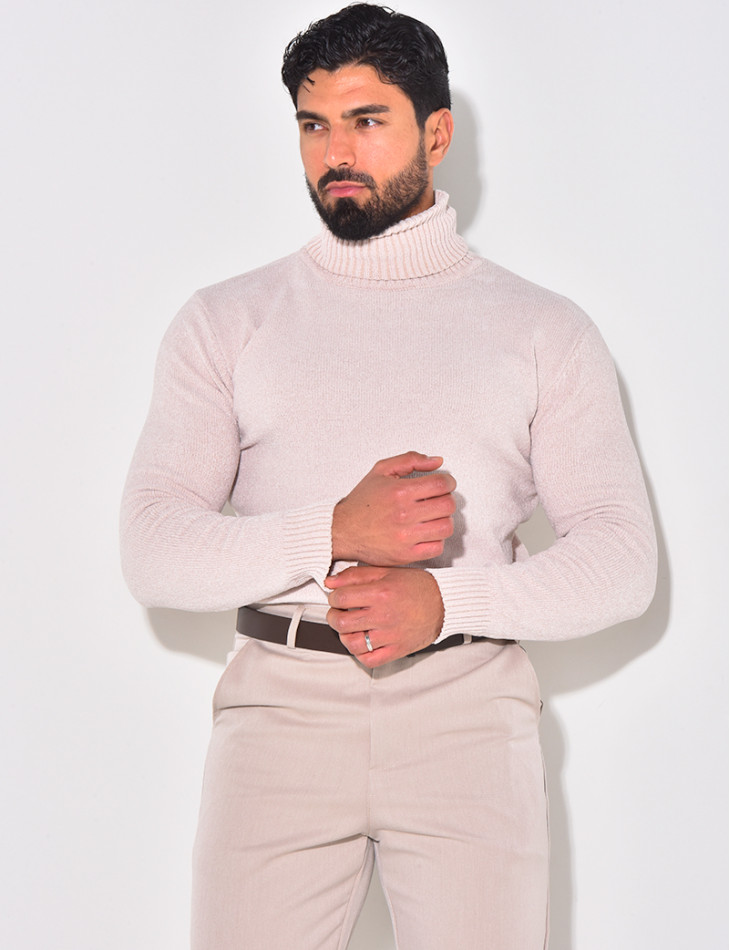 Pull en laine à col montant