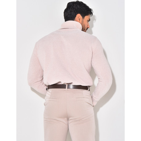 Pull en laine à col montant