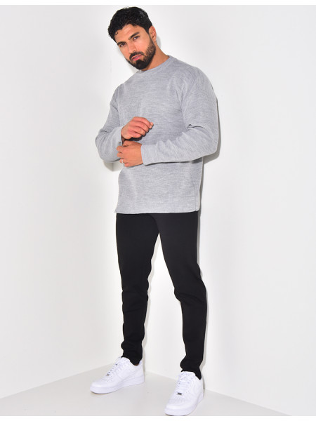 Pull fin à col rond