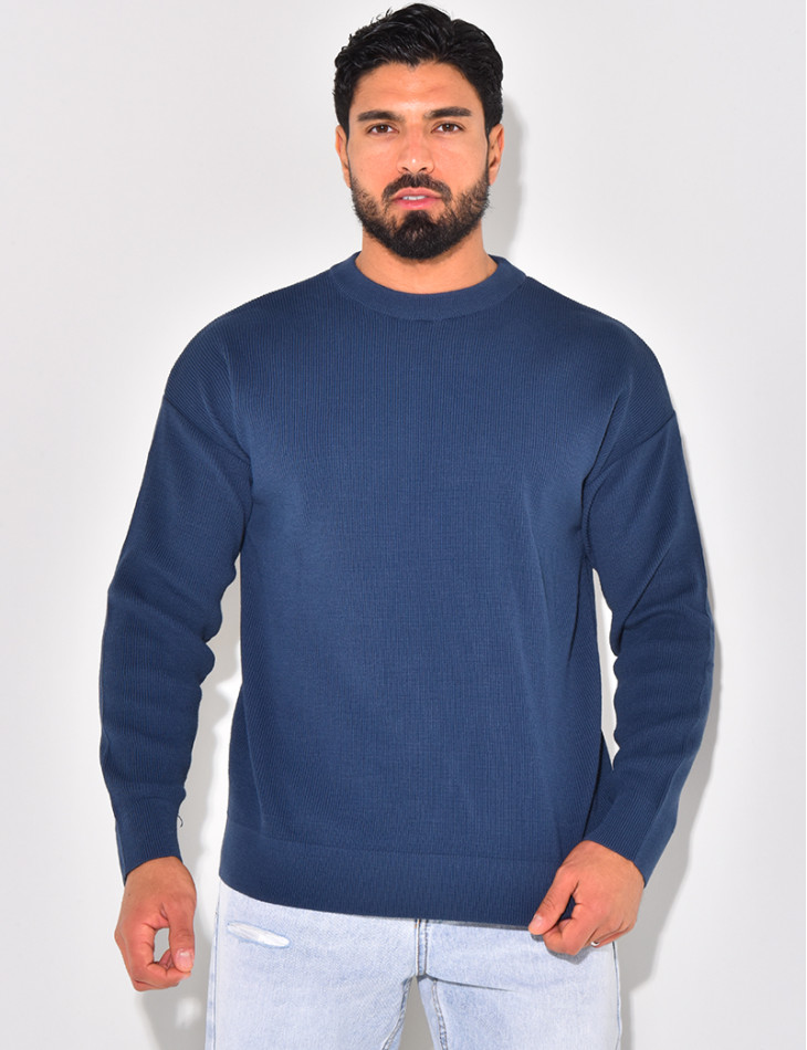 Pull fin à col rond