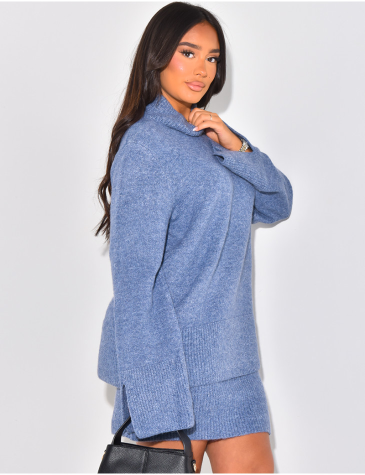 Short skirt and oversized wool jumper set