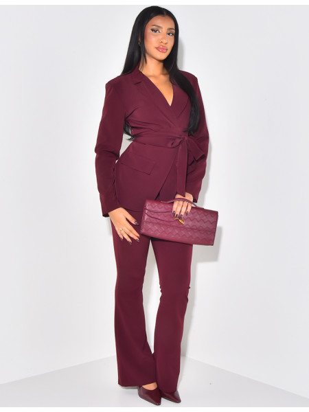 Suit with wide waistband and flare trousers