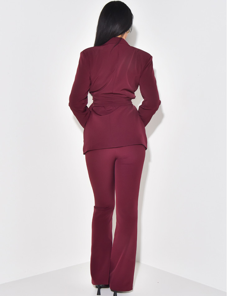 Suit with wide waistband and flare trousers
