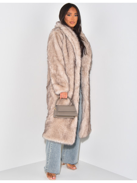 Manteau oversize à fourrure premium