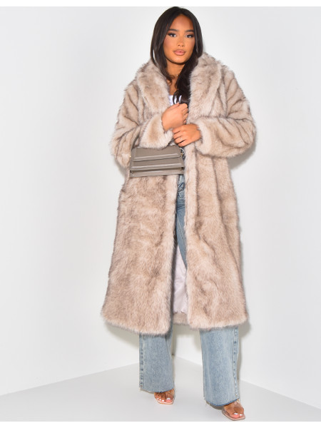 Manteau oversize à fourrure premium