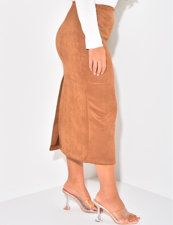 Hochtaillierter, langer Rock aus Wildleder