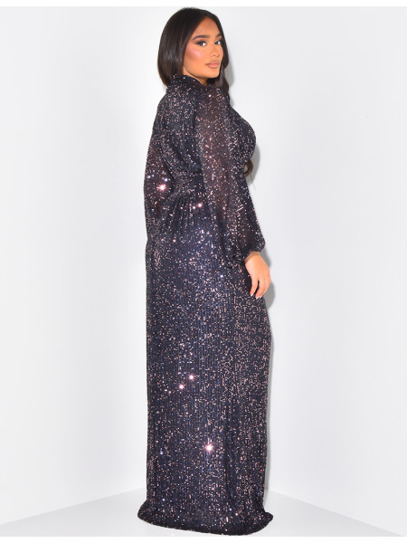Robe longue col montant en sequins