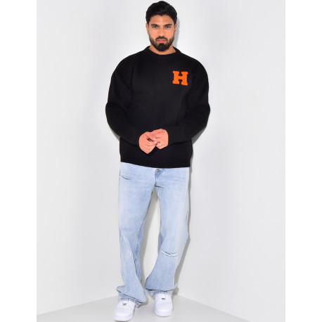 Pull épais avec la lettre H