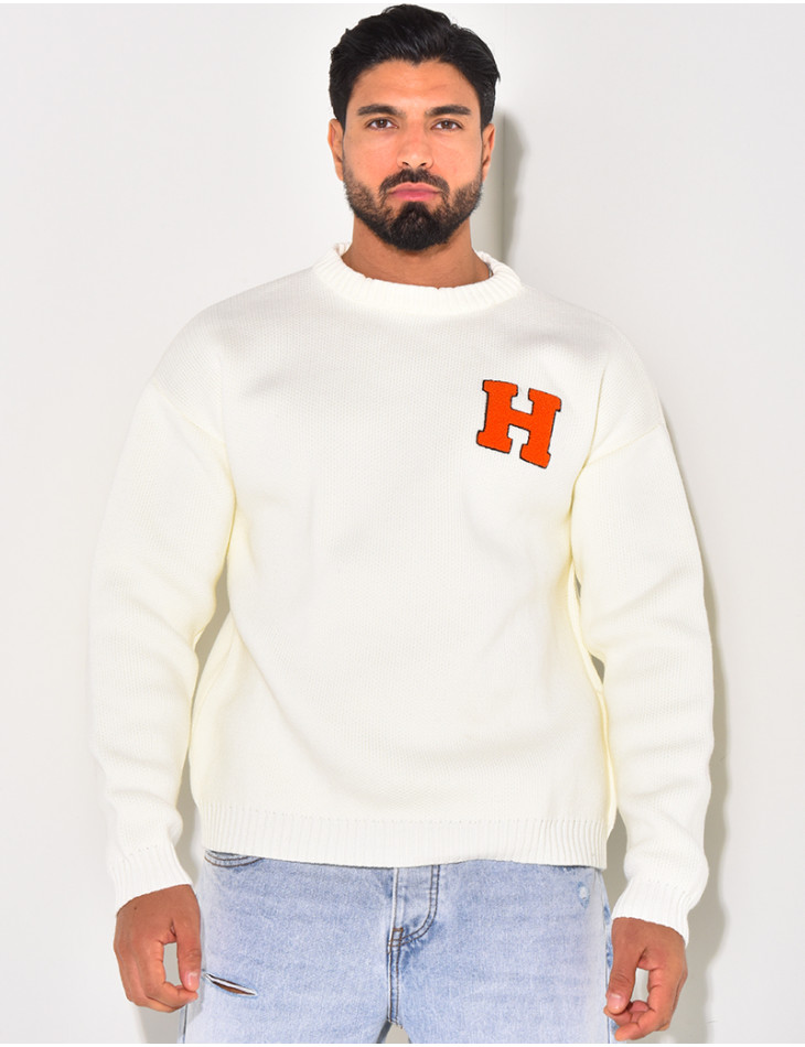 Pull épais avec la lettre H
