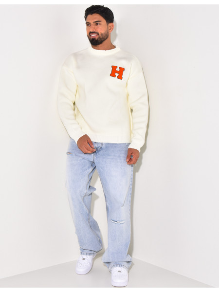 Pull épais avec la lettre H
