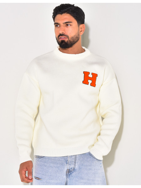 Pull épais avec la lettre H