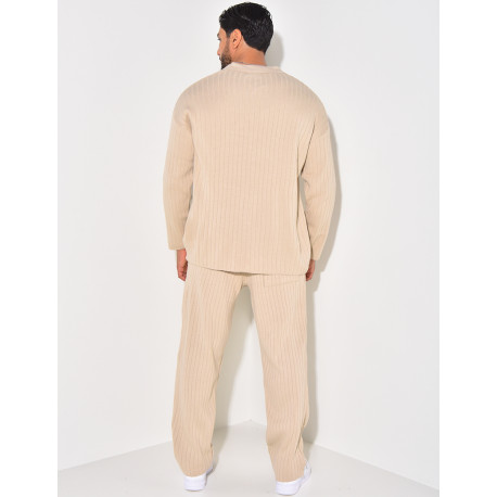 Ensemble pantalon et pull en laine