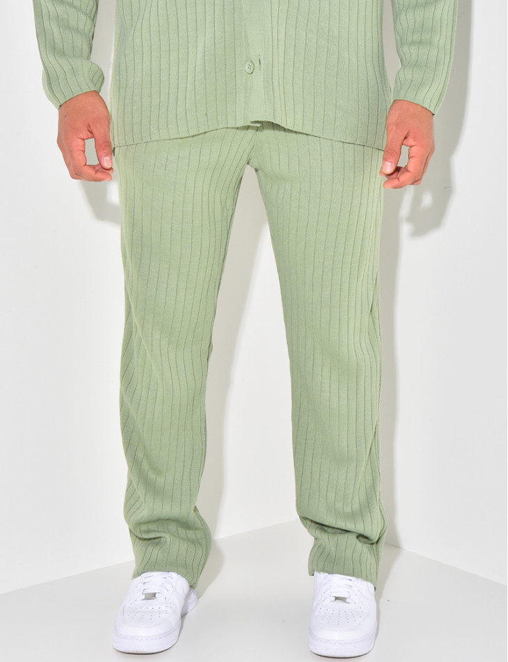 Ensemble pantalon et chemise en maille