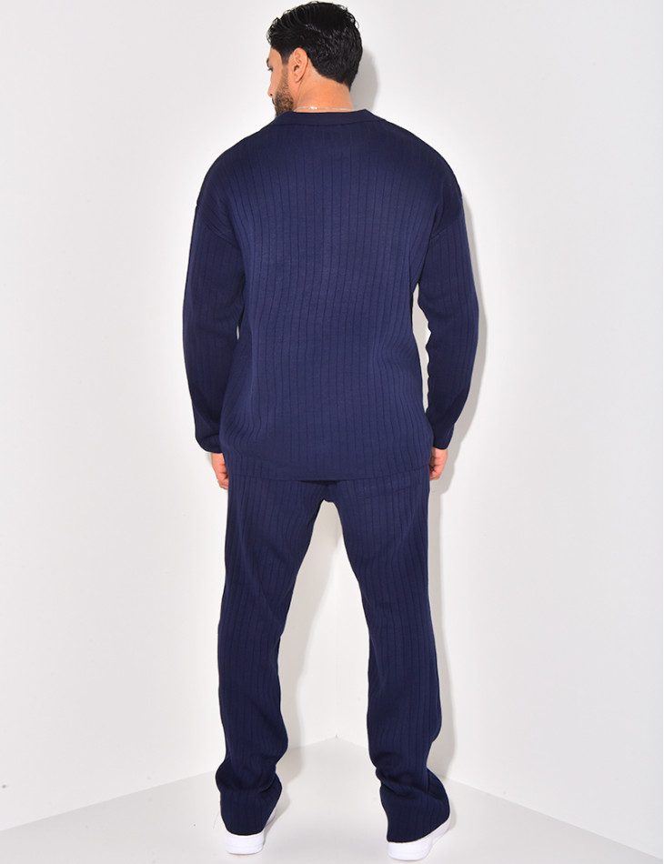 Ensemble pantalon et pull en laine