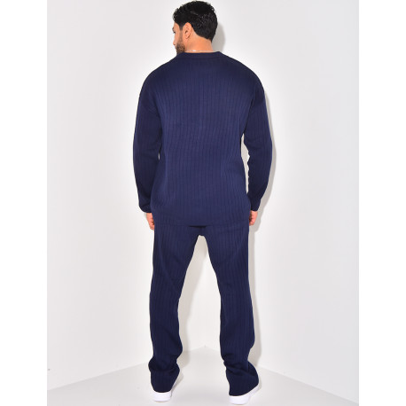 Ensemble pantalon et pull en laine