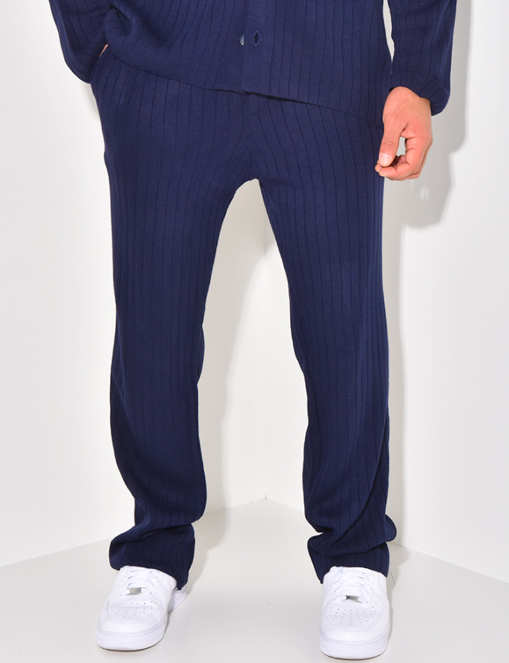 Ensemble pantalon et pull en laine